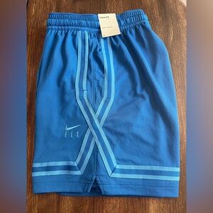 Women’s Nike Fly Basketball Shorts